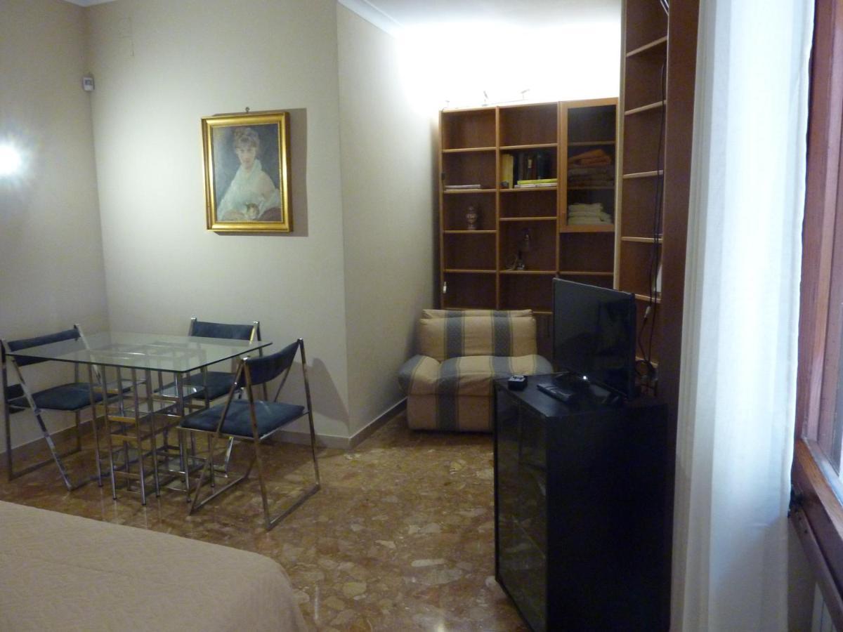 Posillipo Super Mono Appartement *